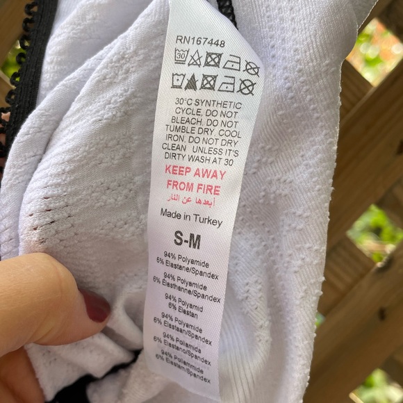 Nasty Gal Pointelle Keyhole Back Bodysuit - Picture 6 of 6